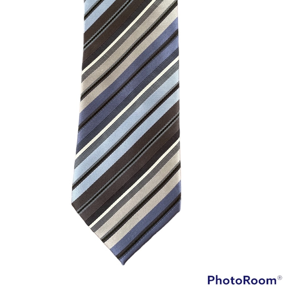 NWOT Croft & Barrow Blue Necktie. Never worn.